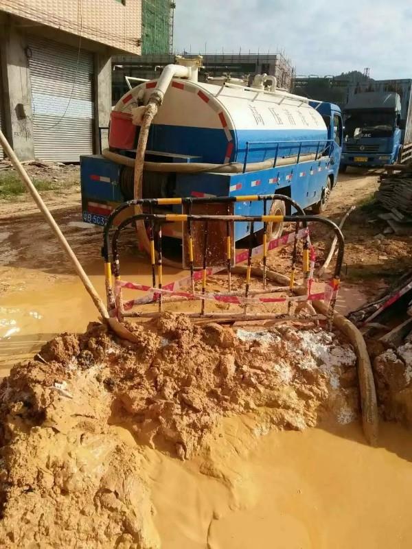 乌尔禾工地淤泥清淤