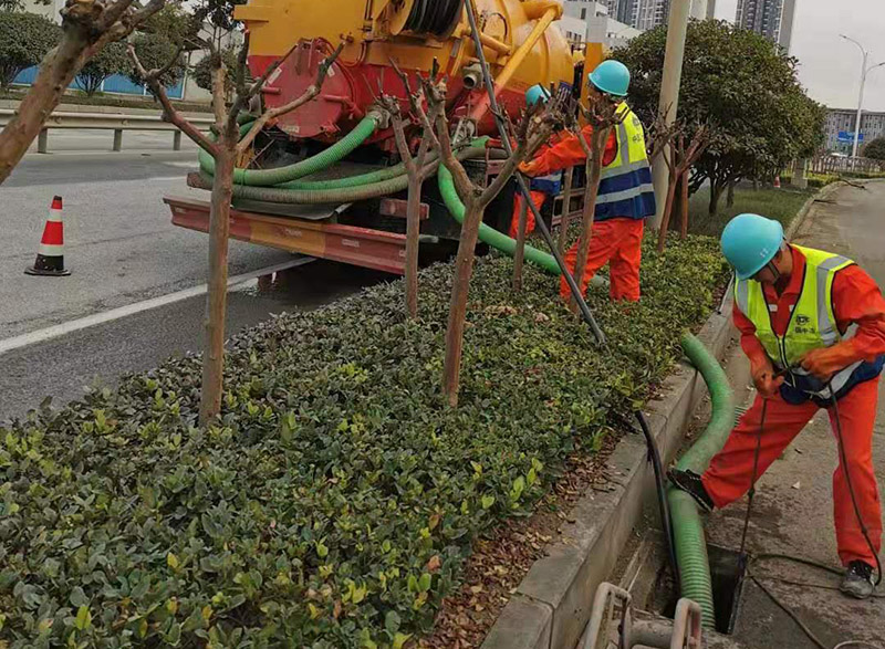 乌尔禾市政管道清淤